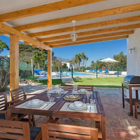 Peaceful With Pool וילה קארבואירו