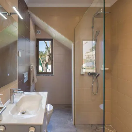 Peaceful With Pool Villa
